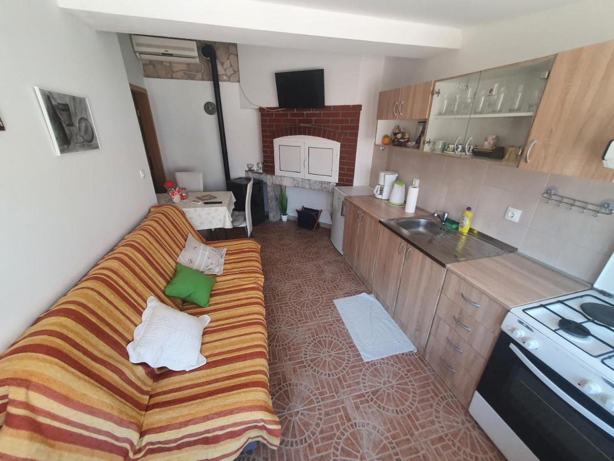 Happy Lp Apartment *